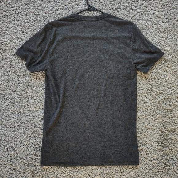 Star Wars Shirt Womens Small Baby Yoda Christmas - Picture 8 of 9